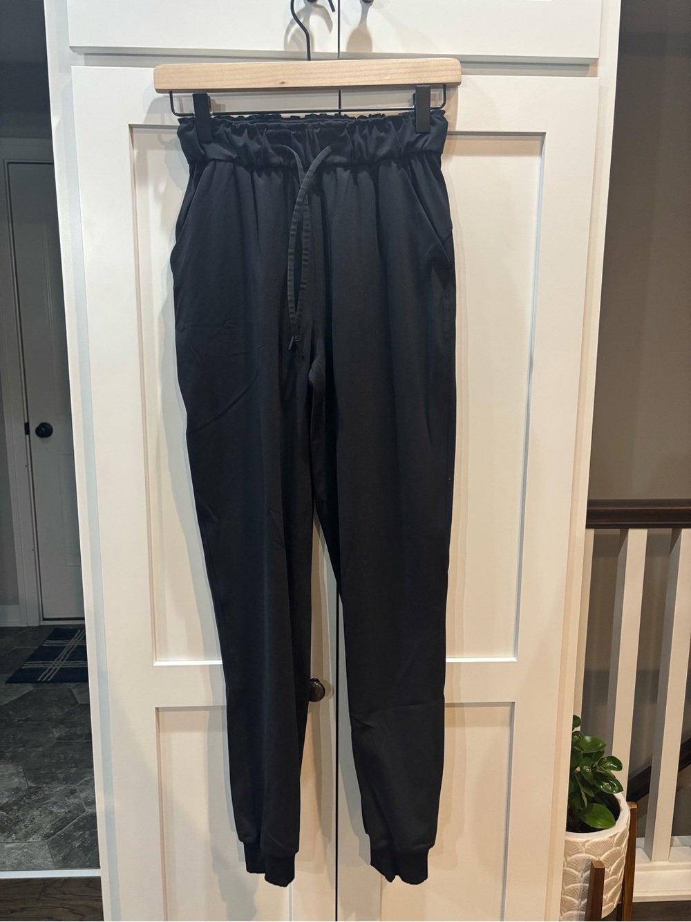🌸lululemon athletica Black Women's Track Joggers